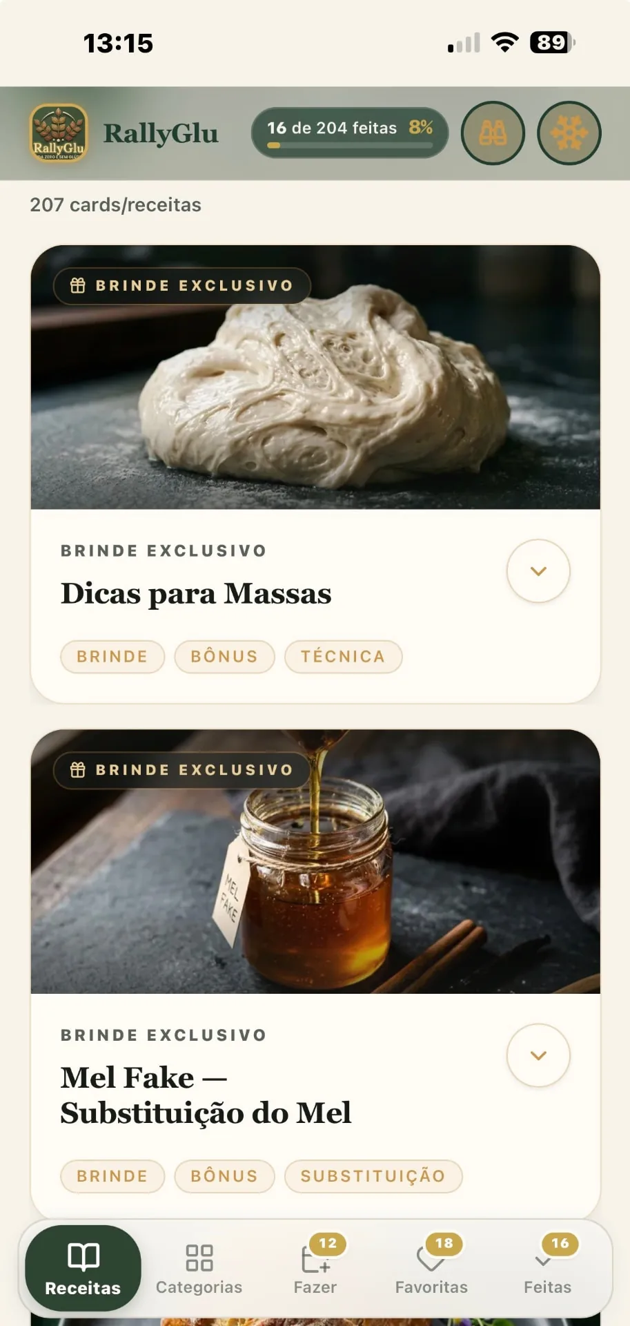 Aba Receitas do app RallyGlu mostrando a lista de receitas sem glúten e sem açúcar por categoria